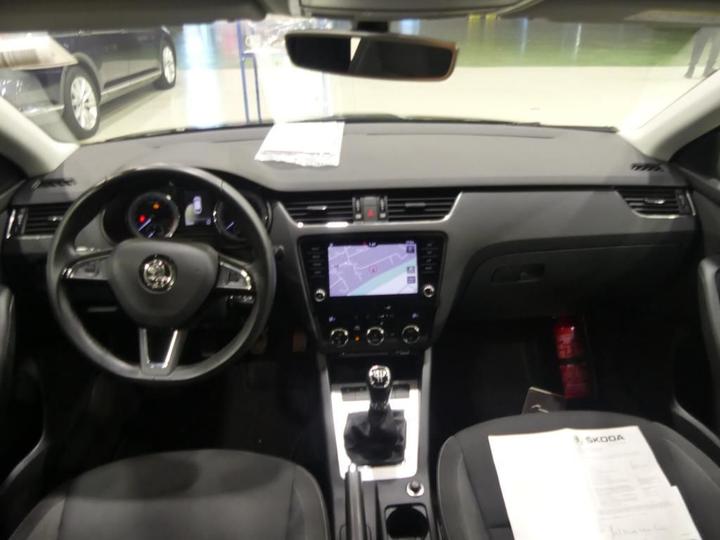 Photo 6 VIN: TMBJG7NE2J0267106 - SKODA OCTAVIA 