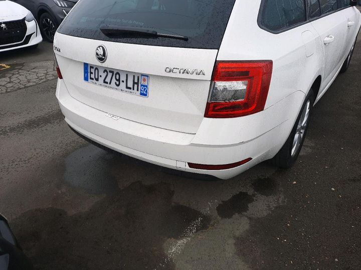 Photo 21 VIN: TMBJG7NE3J0058294 - SKODA OCTAVIA 