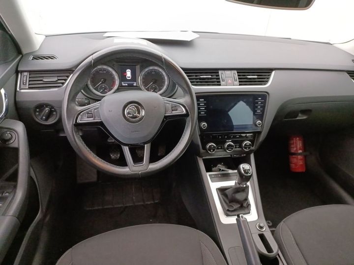 Photo 8 VIN: TMBJG7NE3J0129882 - SKODA OCTAVIA 