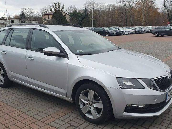 Photo 4 VIN: TMBJG7NE3J0320993 - SKODA OCTAVIA 