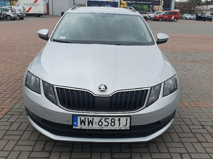 Photo 9 VIN: TMBJG7NE3J0320993 - SKODA OCTAVIA 