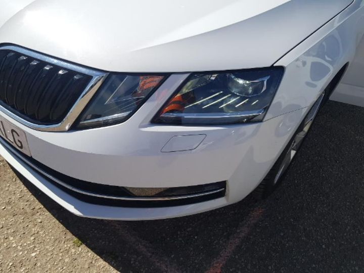 Photo 22 VIN: TMBJG7NE3J0330570 - SKODA OCTAVIA 