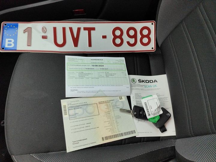 Photo 4 VIN: TMBJG7NE3J0379042 - SKODA OCTAVIA 