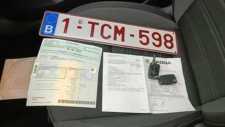 Photo 4 VIN: TMBJG7NE4J0159988 - SKODA OCTAVIA 