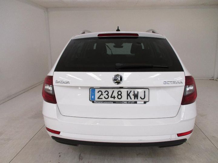 Photo 11 VIN: TMBJG7NE4K0126717 - SKODA OCTAVIA 