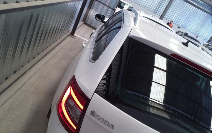 Photo 24 VIN: TMBJG7NE4K0126717 - SKODA OCTAVIA 