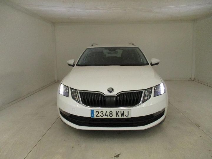 Photo 8 VIN: TMBJG7NE4K0126717 - SKODA OCTAVIA 