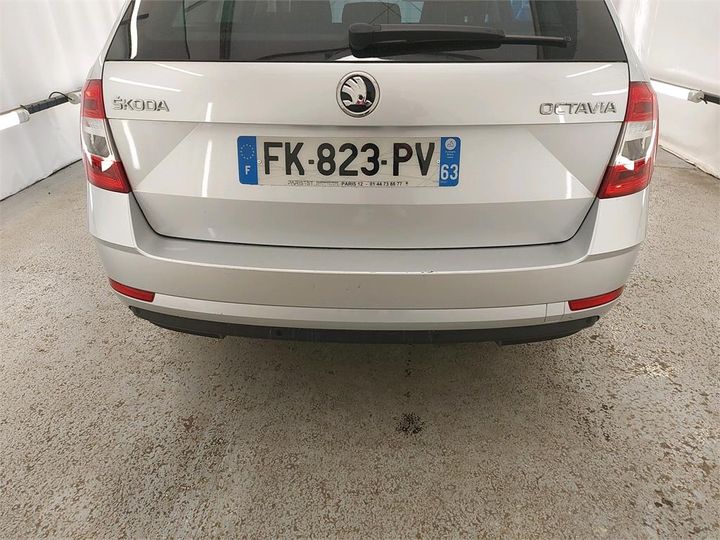 Photo 10 VIN: TMBJG7NE4K0204879 - SKODA OCTAVIA 