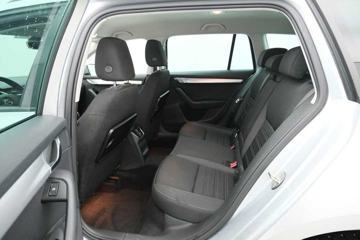 Photo 10 VIN: TMBJG7NE5J0309896 - SKODA OCTAVIA 