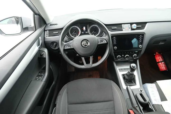 Photo 9 VIN: TMBJG7NE5J0309896 - SKODA OCTAVIA 