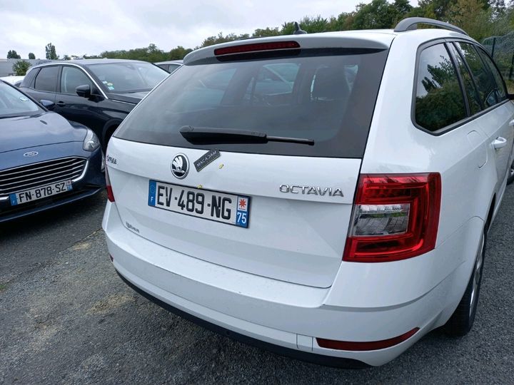 Photo 20 VIN: TMBJG7NE6J0257629 - SKODA OCTAVIA 