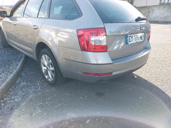 Photo 24 VIN: TMBJG7NE6J0343748 - SKODA OCTAVIA 