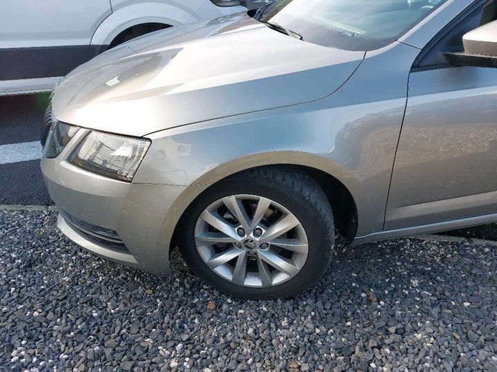 Photo 32 VIN: TMBJG7NE6J0343748 - SKODA OCTAVIA 