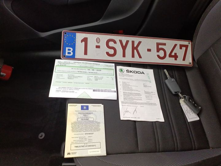 Photo 3 VIN: TMBJG7NE7J0128833 - SKODA OCTAVIA 