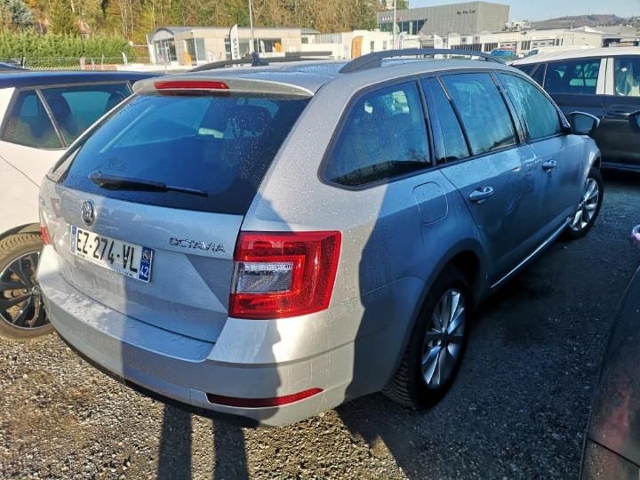 Photo 8 VIN: TMBJG7NE7J0378198 - SKODA OCTAVIA 