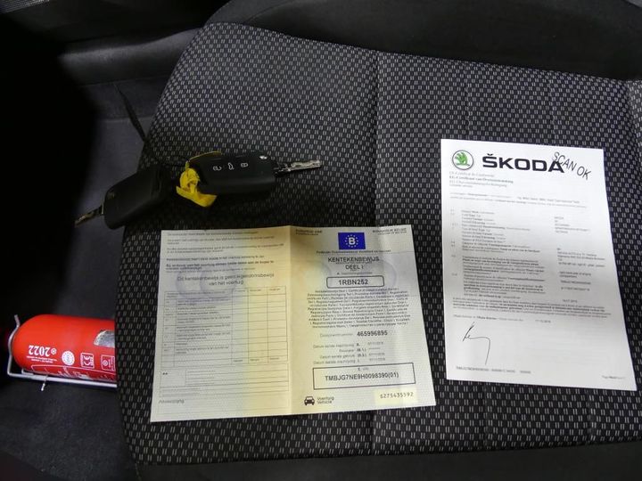 Photo 19 VIN: TMBJG7NE9H0098390 - SKODA OCTAVIA 