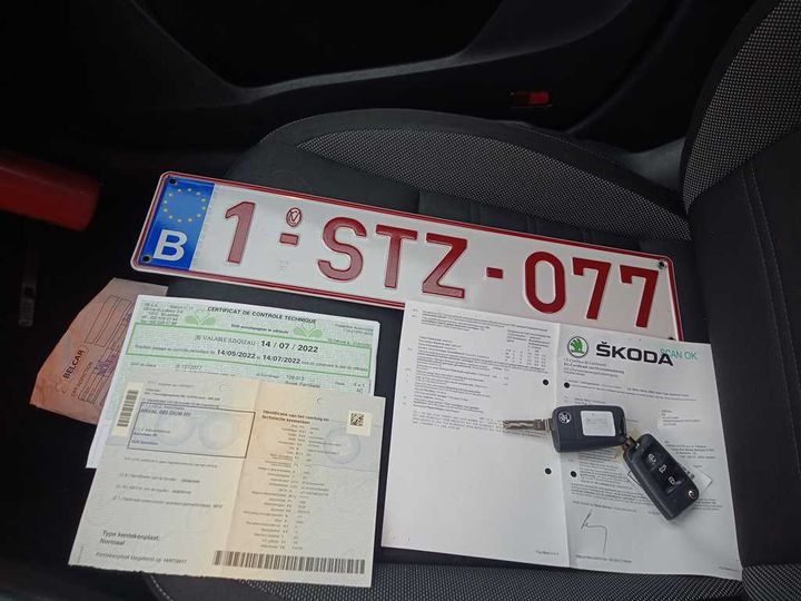 Photo 4 VIN: TMBJG7NE9J0035196 - SKODA OCTAVIA 