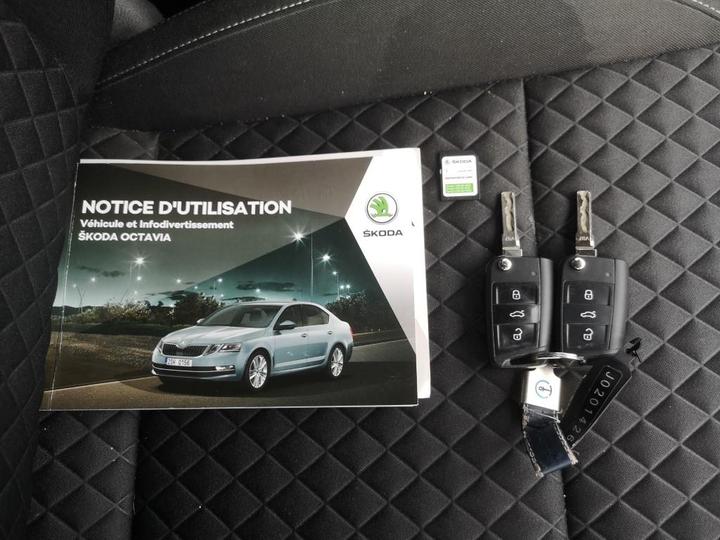 Photo 9 VIN: TMBJG7NE9J0201426 - SKODA OCTAVIA 