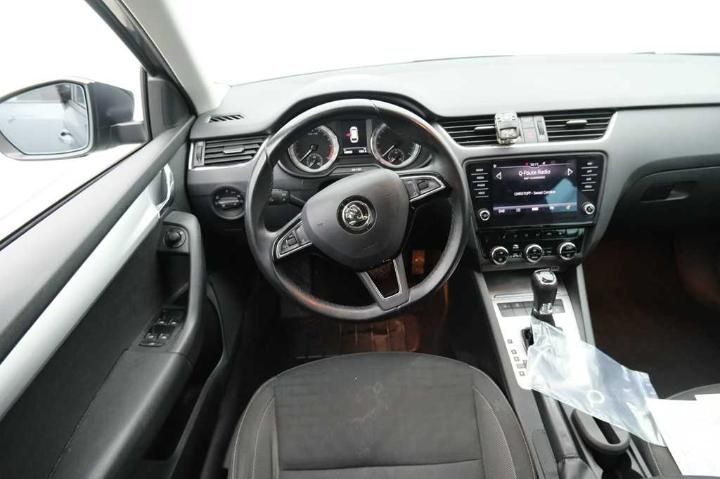 Photo 9 VIN: TMBJG7NE9J0213446 - SKODA OCTAVIA 