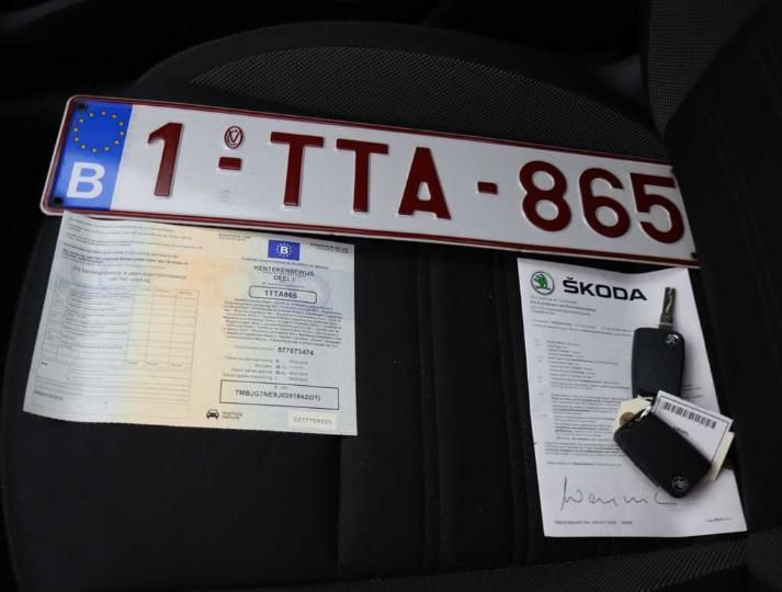 Photo 4 VIN: TMBJG7NE9J0251842 - SKODA OCTAVIA 