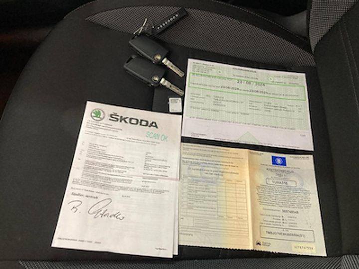 Photo 11 VIN: TMBJG7NE9K0009554 - SKODA OCTAVIA 