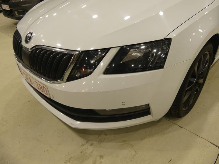 Photo 16 VIN: TMBJG7NEXJ0055571 - SKODA OCTAVIA 