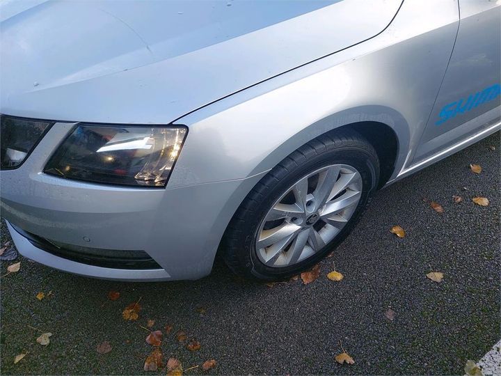 Photo 16 VIN: TMBJG7NEXK0079998 - SKODA OCTAVIA 