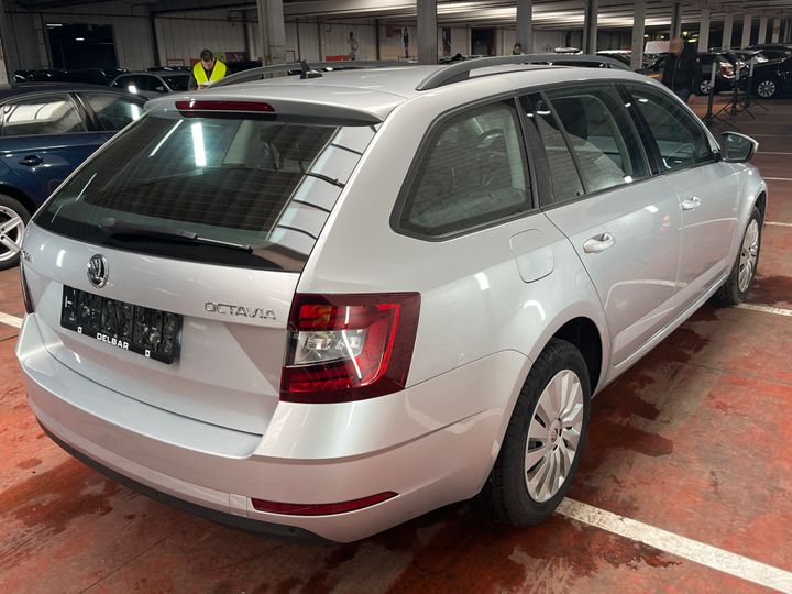 Photo 11 VIN: TMBJG7NEXL0071739 - SKODA OCTAVIA 