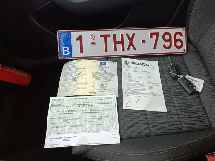 Photo 3 VIN: TMBJG7NP0J7510677 - SKODA SUPERB 