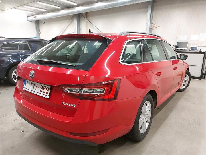 Photo 2 VIN: TMBJG7NP0J7565727 - SKODA SUPERB 