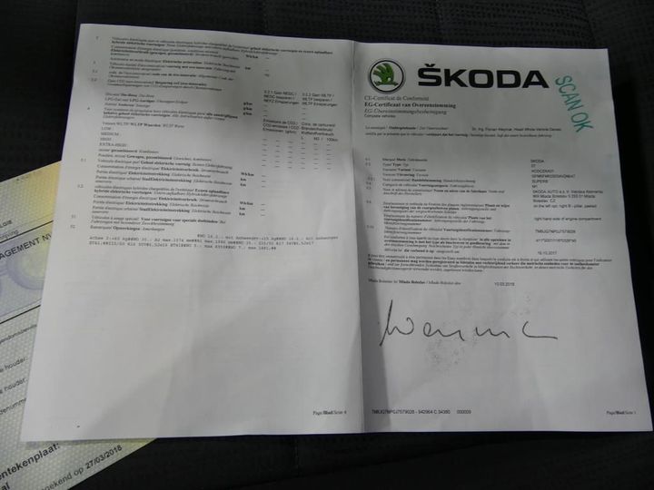 Photo 13 VIN: TMBJG7NP0J7579028 - SKODA SUPERB 