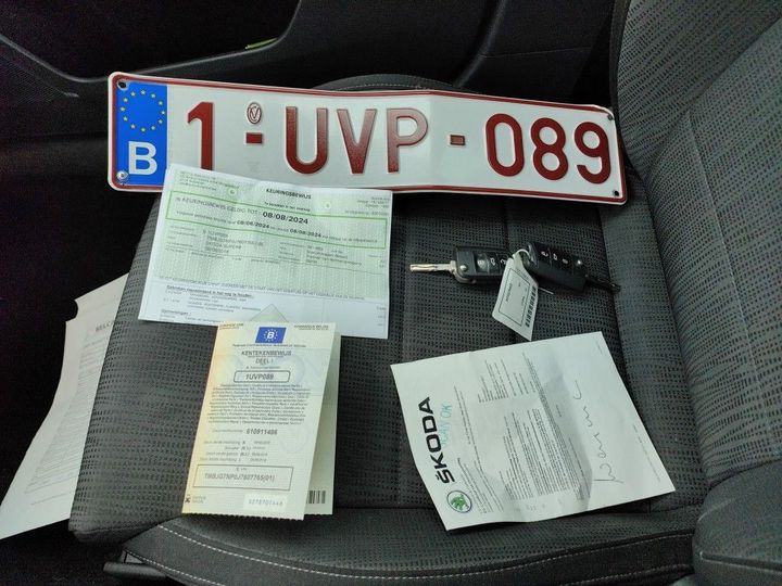 Photo 3 VIN: TMBJG7NP0J7607765 - SKODA SUPERB 