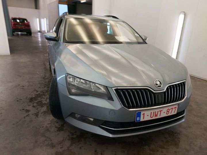 Photo 4 VIN: TMBJG7NP0J7608494 - SKODA SUPERB 