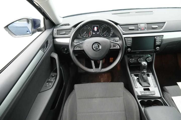 Photo 8 VIN: TMBJG7NP1H7547070 - SKODA SUPERB 