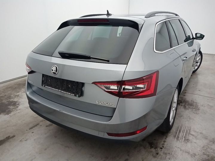 Photo 2 VIN: TMBJG7NP1H7548655 - SKODA SUPERB 