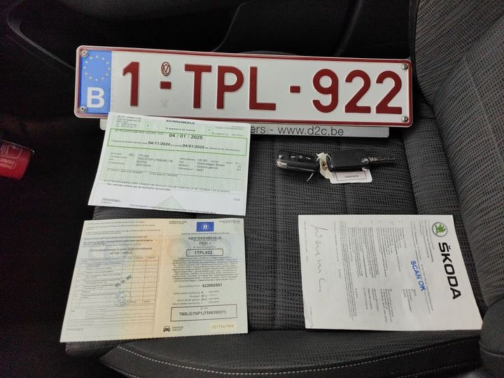 Photo 3 VIN: TMBJG7NP1J7556390 - SKODA SUPERB 