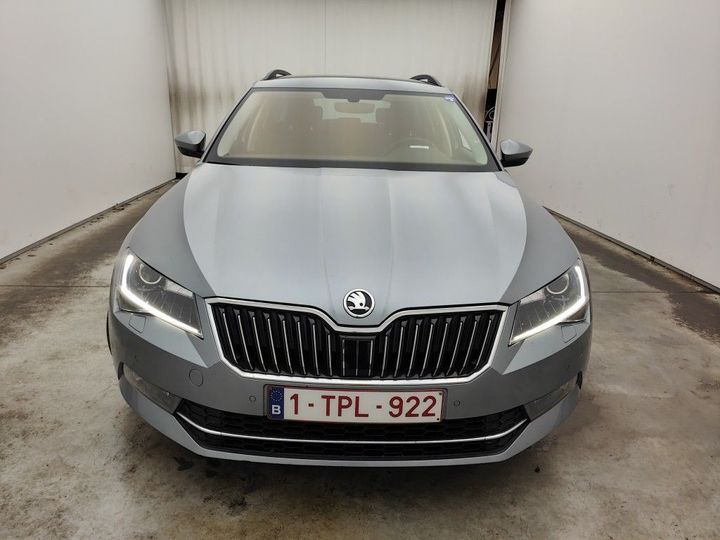 Photo 4 VIN: TMBJG7NP1J7556390 - SKODA SUPERB 