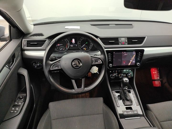 Photo 8 VIN: TMBJG7NP1J7556390 - SKODA SUPERB 