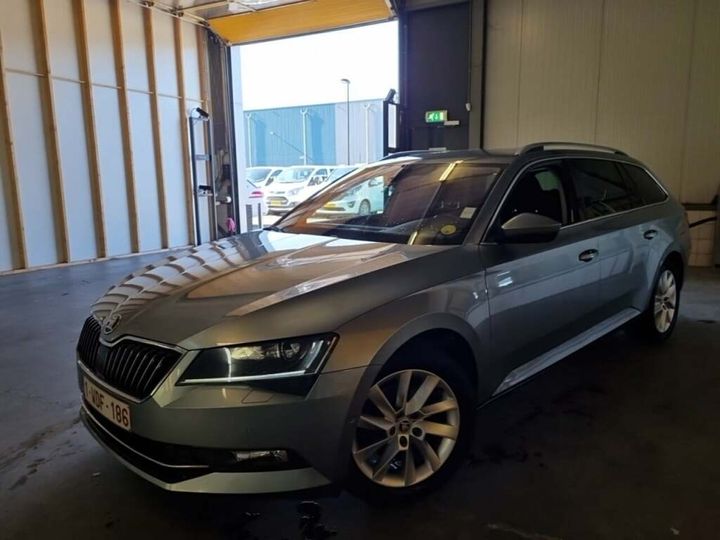 Photo 1 VIN: TMBJG7NP1J7576428 - SKODA SUPERB 