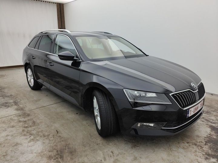 Photo 8 VIN: TMBJG7NP1J7589227 - SKODA SUPERB 