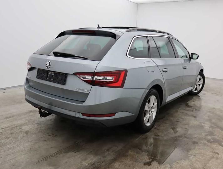 Photo 2 VIN: TMBJG7NP3H7553369 - SKODA SUPERB 