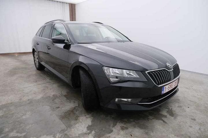 Photo 8 VIN: TMBJG7NP3J7511970 - SKODA SUPERB 