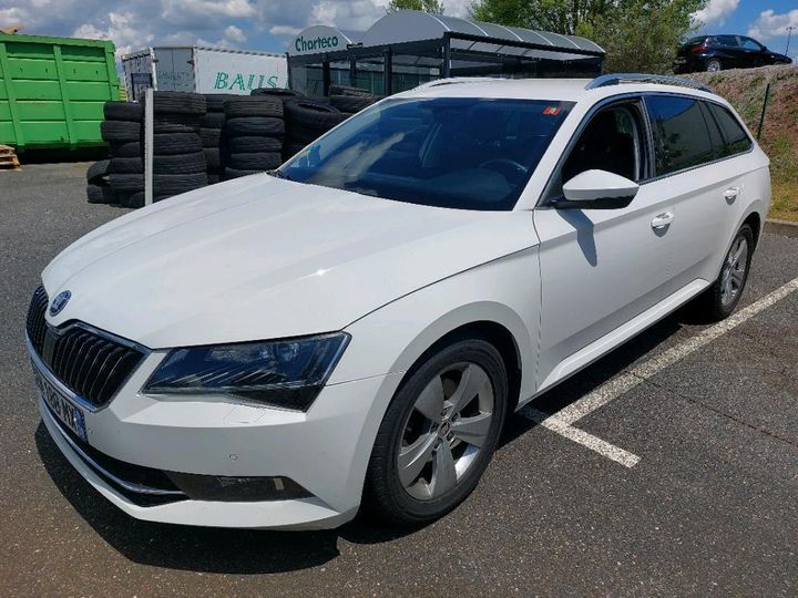 Photo 0 VIN: TMBJG7NP3J7581596 - SKODA SUPERB COMBI 