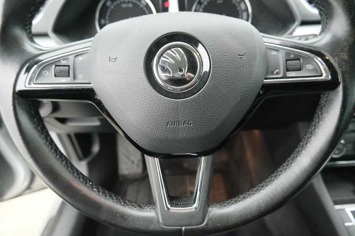 Photo 26 VIN: TMBJG7NP4H7505220 - SKODA SUPERB 