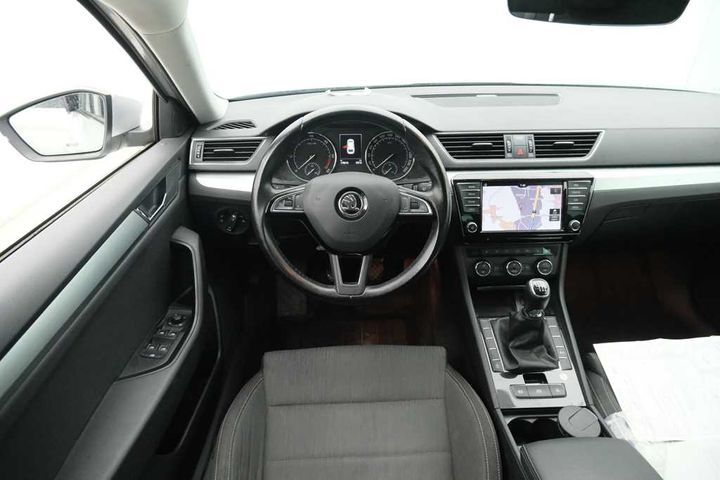 Photo 9 VIN: TMBJG7NP4H7505220 - SKODA SUPERB 