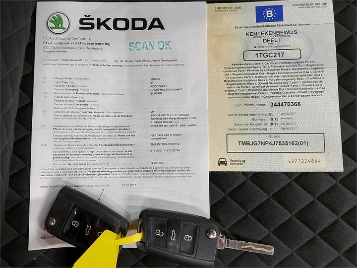 Photo 4 VIN: TMBJG7NP4J7535162 - SKODA SUPERB 