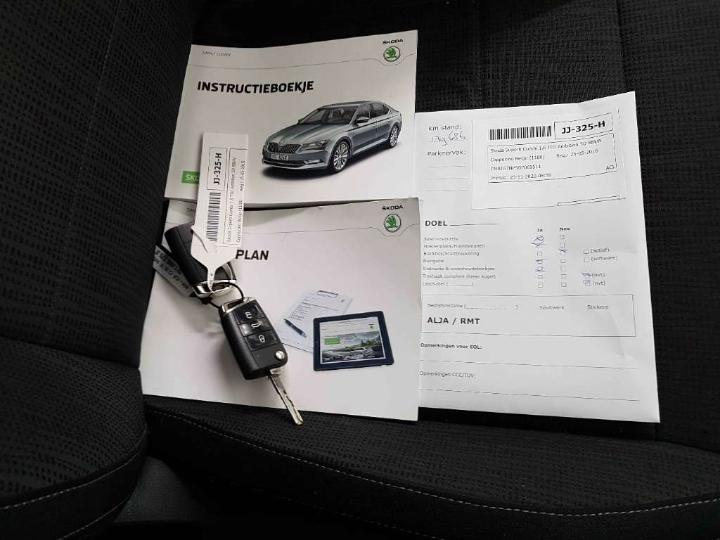 Photo 17 VIN: TMBJG7NP5G7069511 - SKODA SUPERB 