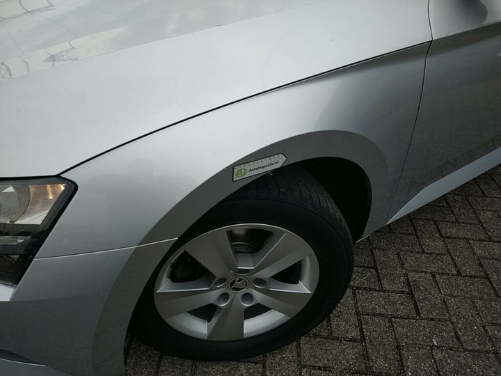 Photo 4 VIN: TMBJG7NP5H7546746 - SKODA SUPERB 