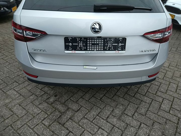 Photo 6 VIN: TMBJG7NP5H7546746 - SKODA SUPERB 