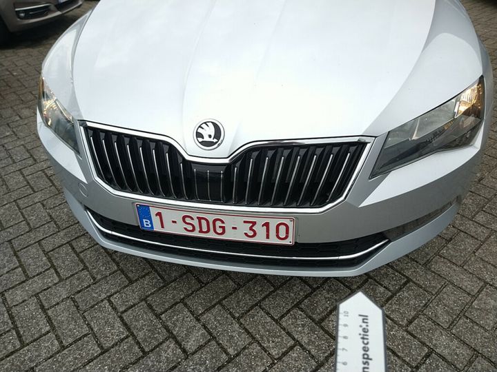 Photo 8 VIN: TMBJG7NP5H7546746 - SKODA SUPERB 